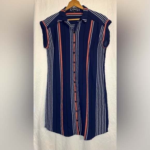 Express Women’s Short Sleeve Button Down Blue with Stripes Dress size Medium - Picture 2 of 11